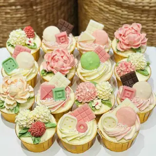 Cupcake Kem Bơ Pháp