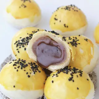 Lava Đài Loan Trứng Muối Tan Chảy – Chocolate