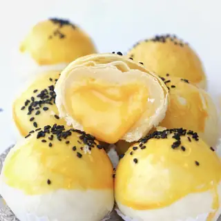 Lava Đài Loan Trứng Muối Tan Chảy – Phô Mai Trứng muối